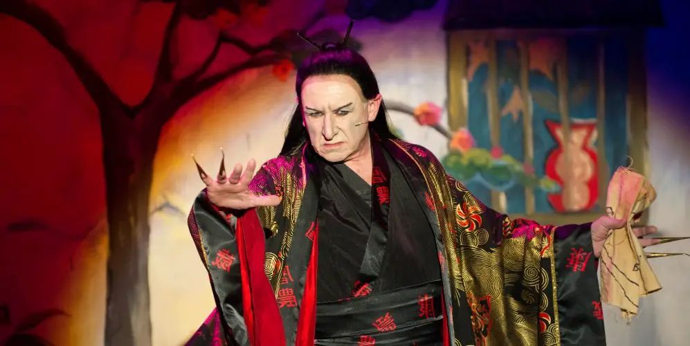 The Altrincham Garrick’s legendary panto is back this Friday – here are the dates for the few remaining tickets