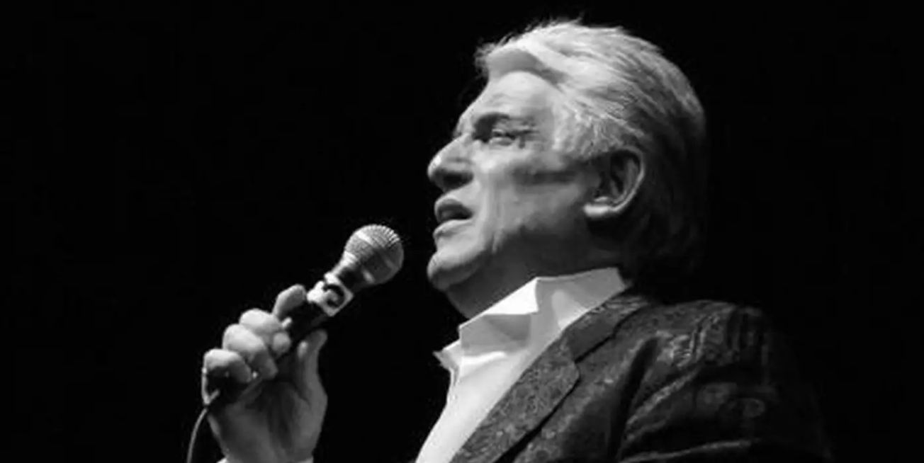 West End star Peter Karrie, voted the best ‘Phantom’ of all time, is coming to the Bowdon Rooms