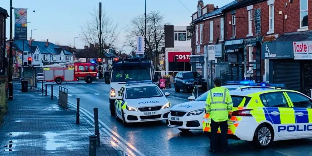 BREAKING: Police close off Timperley village for “controlled explosion” after failed robbery attempt on Co-op supermarket