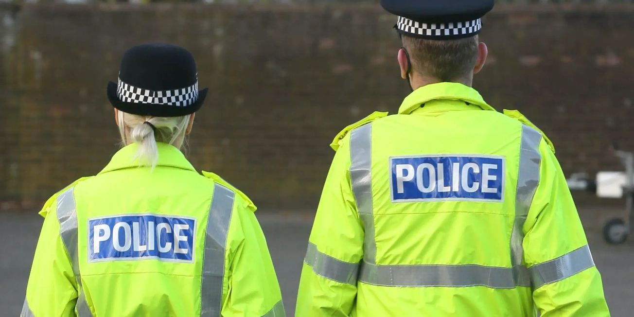 Man, 29, arrested after Hale Barns burglary