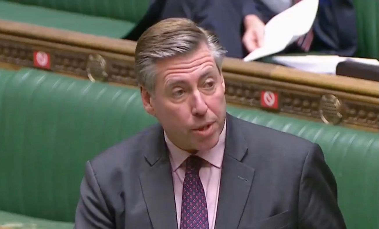 Sir Graham Brady votes against “authoritarian” mask mandate and new coronavirus restrictions