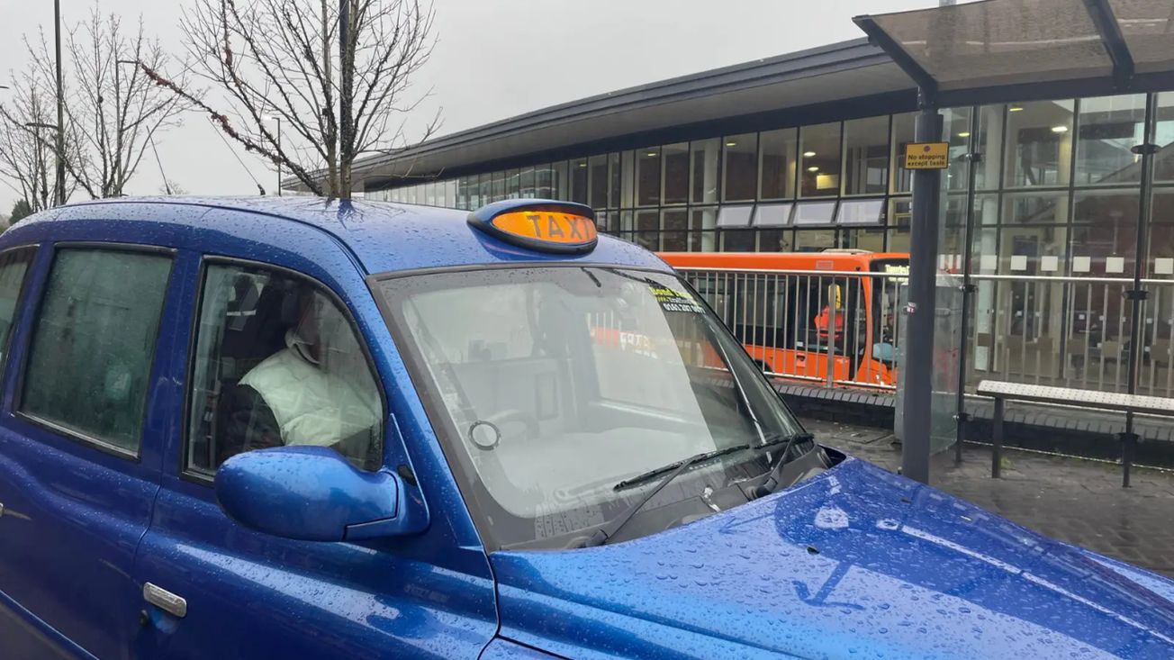 “They are all off their heads”: Taxi drivers blame Trafford Council and environmental regulation for mass exodus