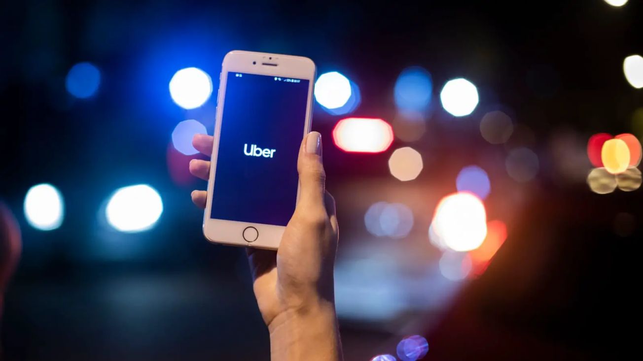 Timperley taxi firm agrees partnership with Uber