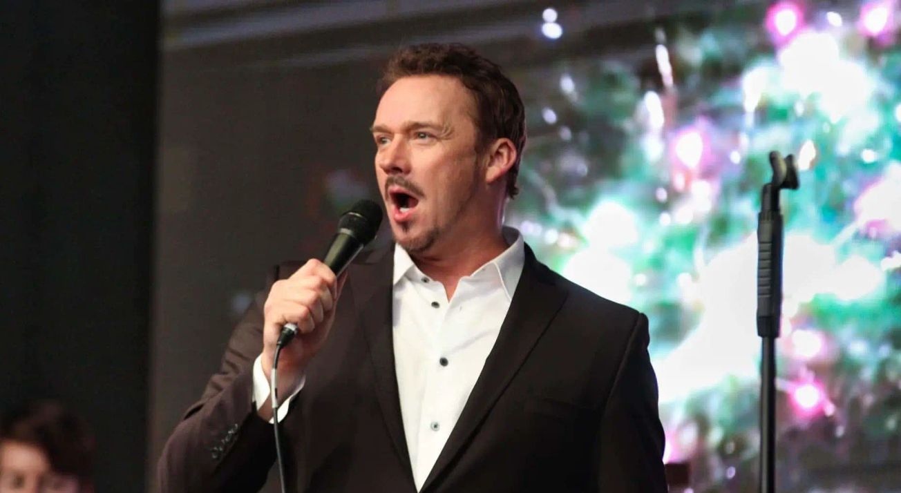 Russell Watson returns to Hale Barns Carnival as organisers confirm evening headliners