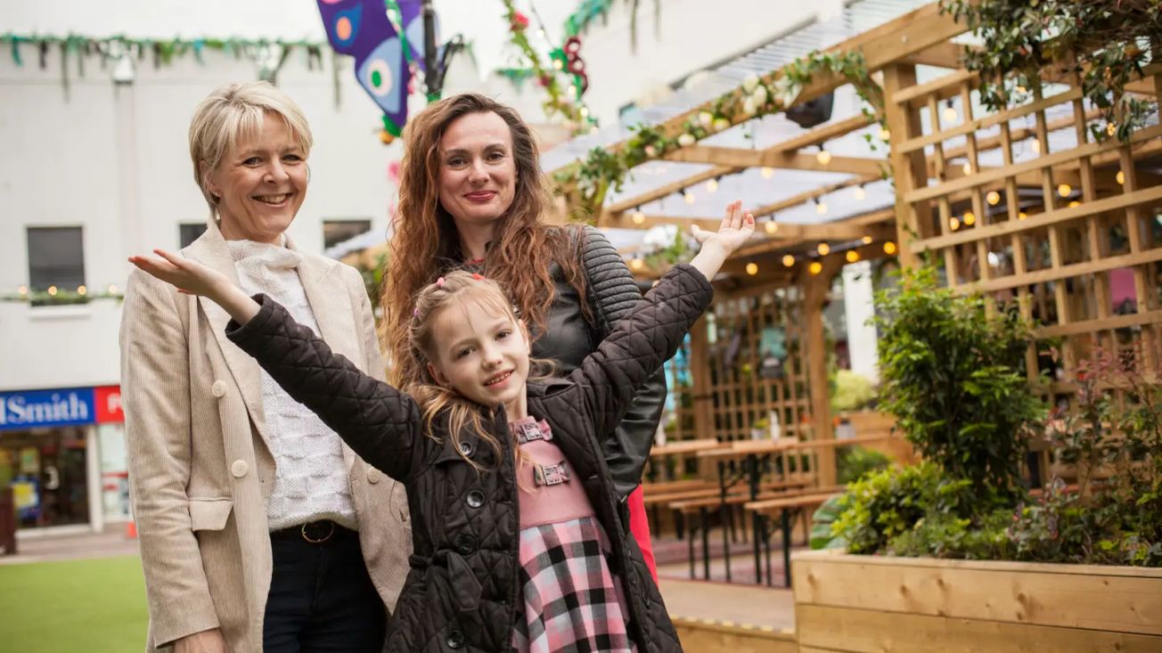 “The people here have been very kind to us”: Meet two of Altrincham’s Ukrainian refugees – and their new Bowdon host