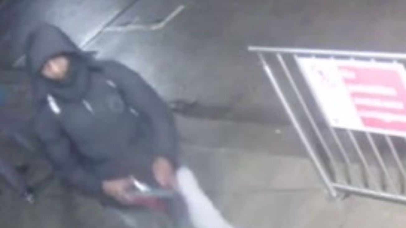 Police release image after Altrincham Interchange robbery