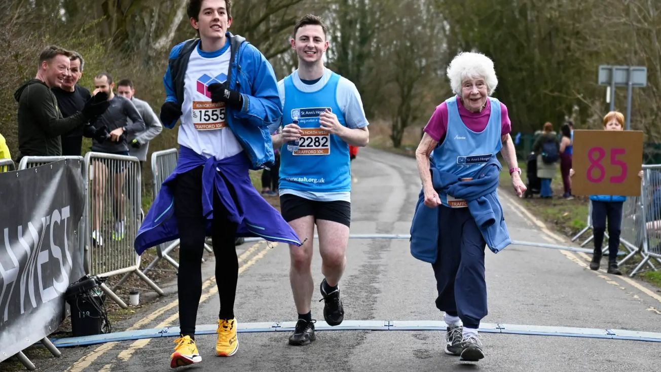 Altrincham grandmother runs PB in Trafford 10k – on her 85th birthday