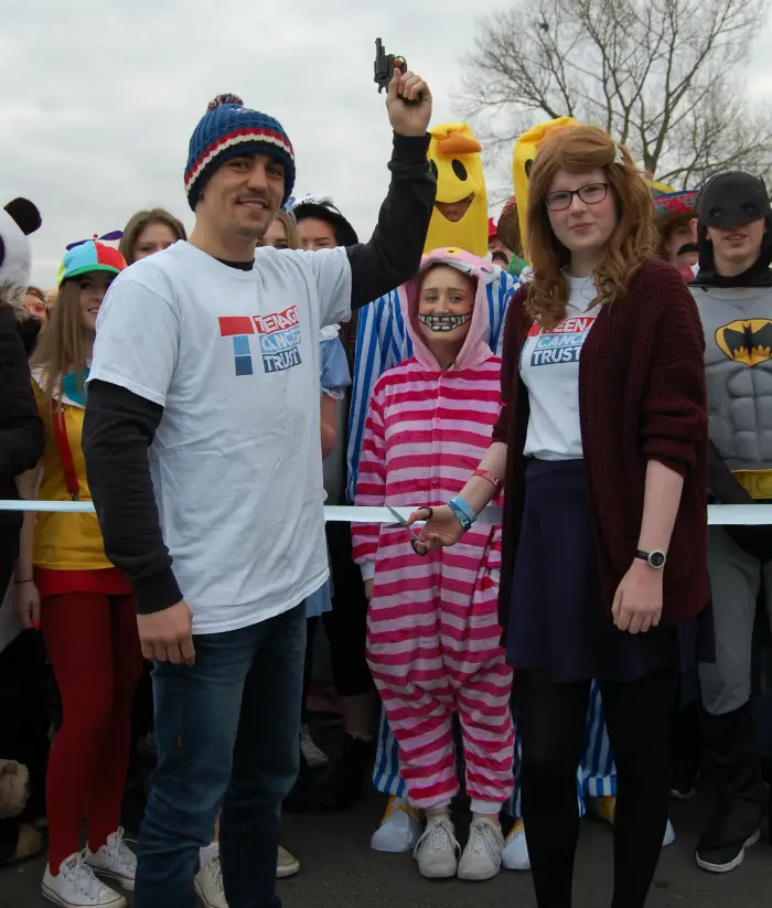 Anthony Crolla and Laura McDonagh prepare to fire the starter's gun