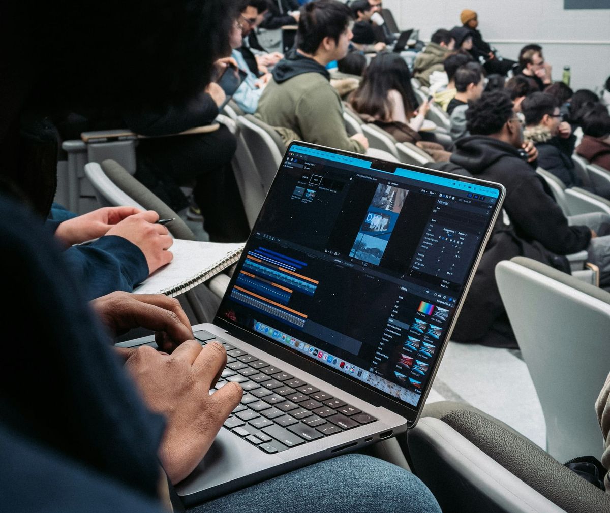 Go High or Go Low: Surviving AI in the College Classroom