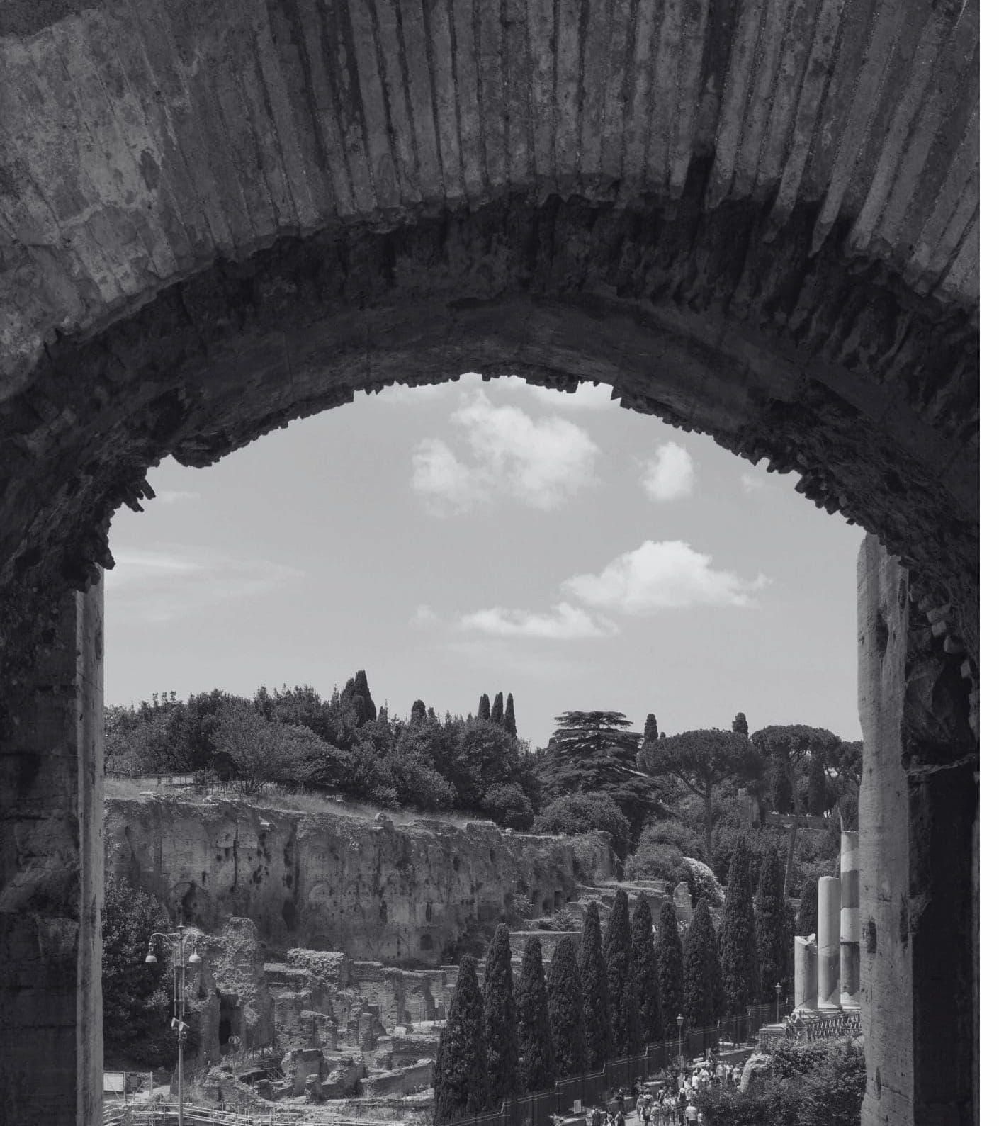 Le pietre di Roma e il muro che ascolta