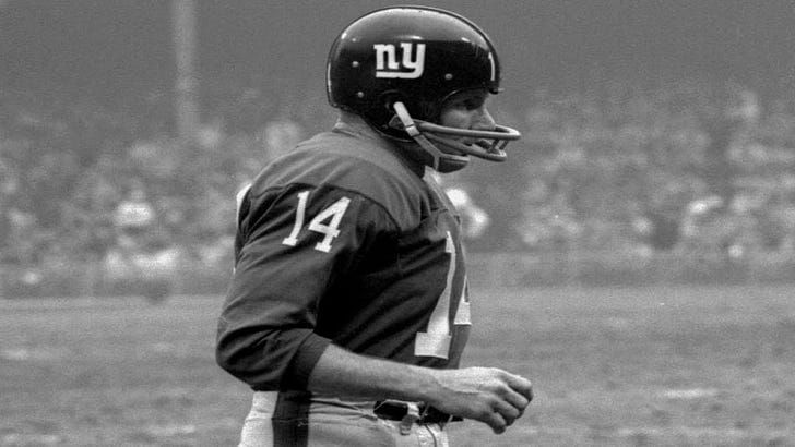 Giants All-Time Top 5 QBs: Almost Elite