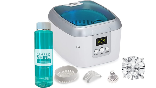 A Sparkle in Every Jewelry Box: How To Clean Jewelry the Right Way in 3 Steps!