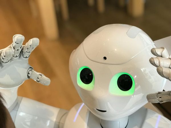 Shadow AI nelle PMI: governa l'AI che già usi