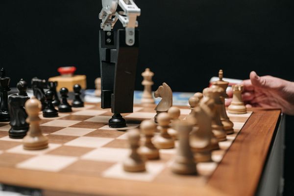 Roadmap AI per PMI: da sperimentazione isolata a strategia integrata nei processi core