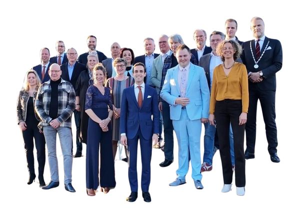 Rhenense Raaf #28 – Nieuwe raad van start