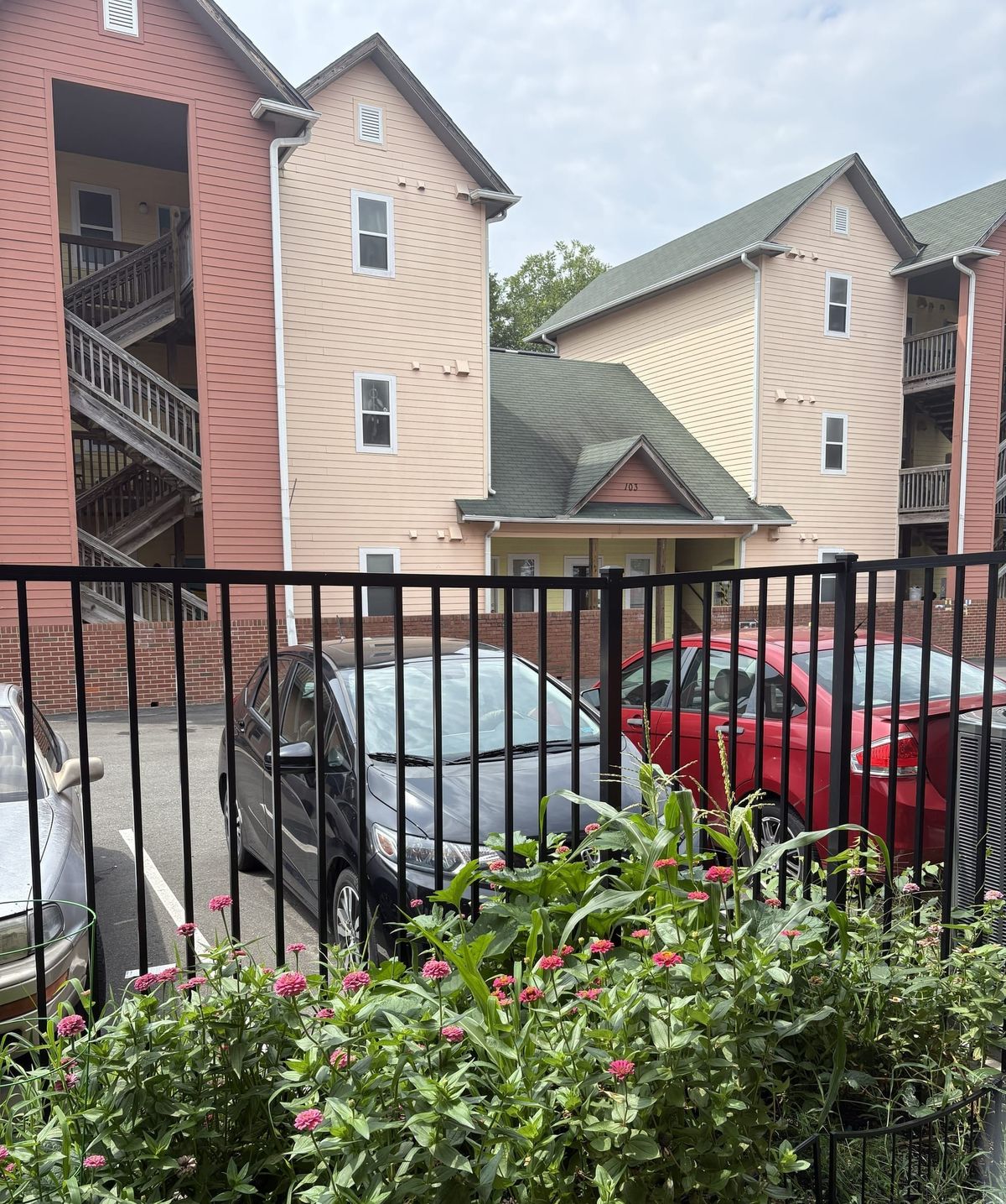 Club Nova Tenants Association Frustrated by CASA’s Slow Response to Demands