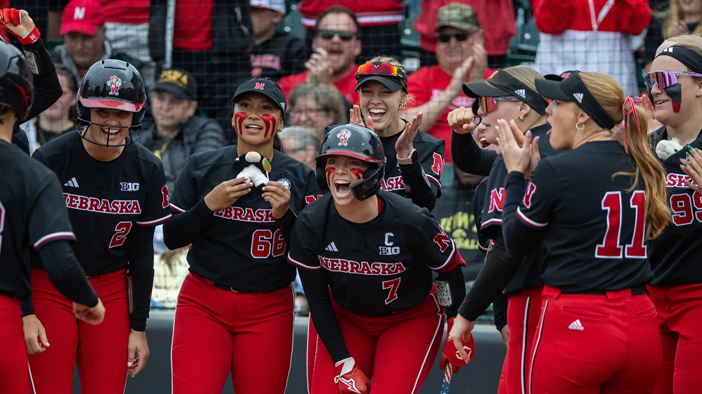 I Don't Care If I Ever Get Back: B1G Softball Tournament Championship!