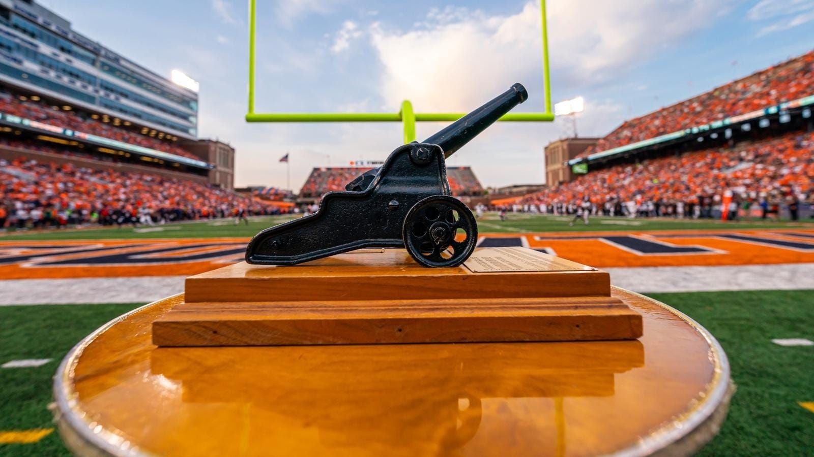 Illini Defends a Miniature Artillery Piece, Turtles Probably Get Shelled in the Corn, and Bucks v Hawks in the Eye Bowl