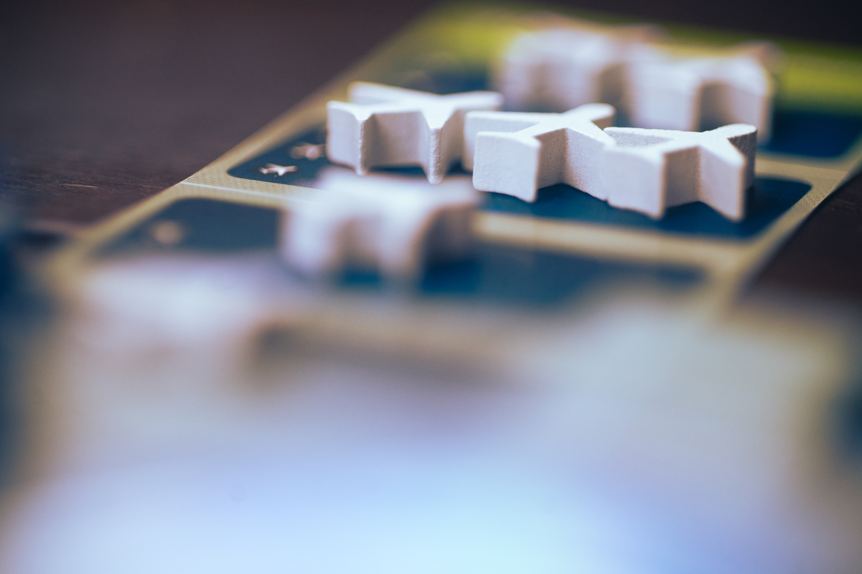 Airplane tokens in Sky Team.