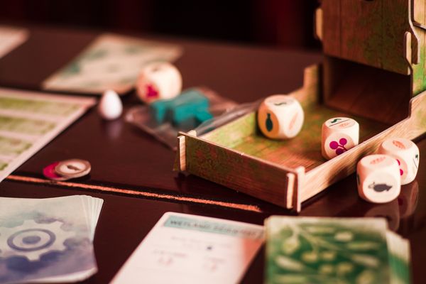 12 easy-to-find games for last-minute gifts