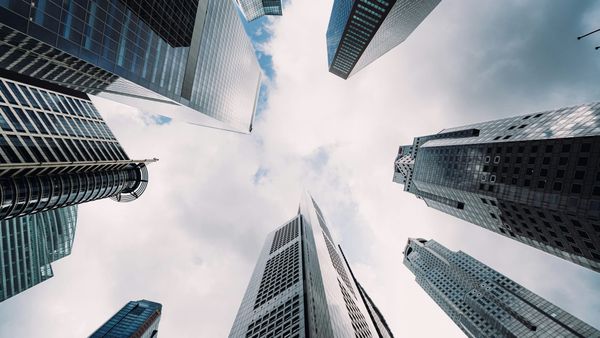 How to Navigate Cross-Border Payments Regulation Without Slowing Global Expansion