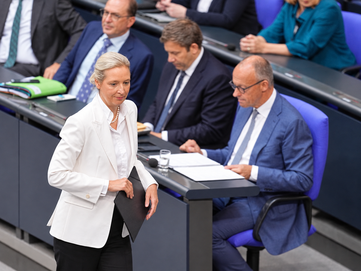 Germany’s Political Center Suffers a Historic Setback  as the Right Wins One State and the Left Takes Berlin
