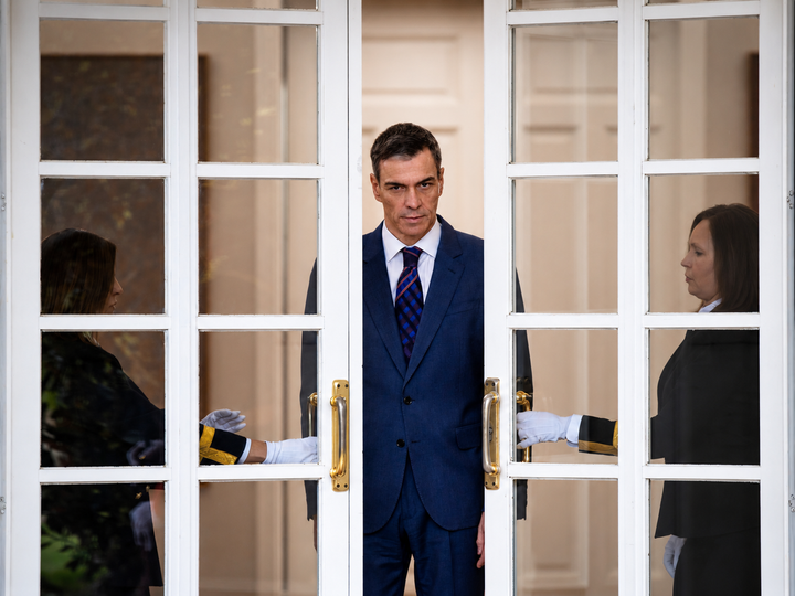 Spain Heads to Snap Elections as Sánchez Faces Corruption Cases and a Migration Backlash