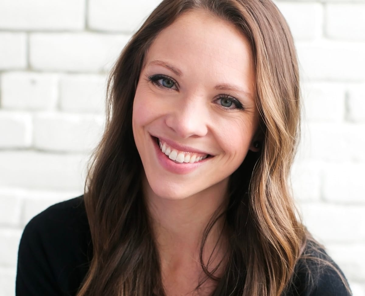 #9 Base: How to find, vet, align, and work with an exceptional Executive Assistant with Casey Putschoegl.