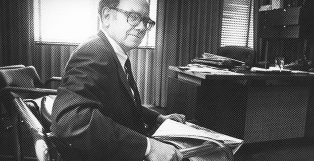 Who is Warren Buffett? Lessons on compounding from the man who built Berkshire Hathaway.