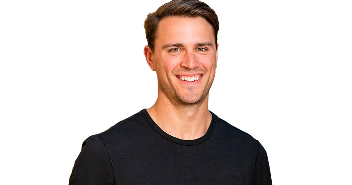 #143 Justin Mares of Kettle & Fire Broth: My favorite books, tools, habits, and hacks. Plus, identifying trends, 5-minute mini workouts, and having 6 to dos per day.