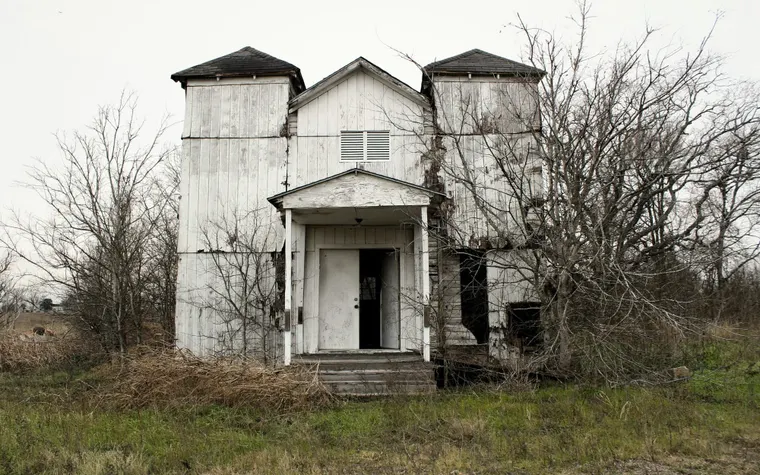 Abandoned Houses for Sale Near You: Unlock Affordable Opportunities in Your Local Real Estate Market