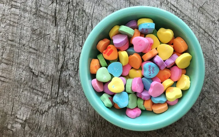 Keto Gummies: The Sweet, Low-Carb Secret to Crushing Cravings and Staying in Ketosis