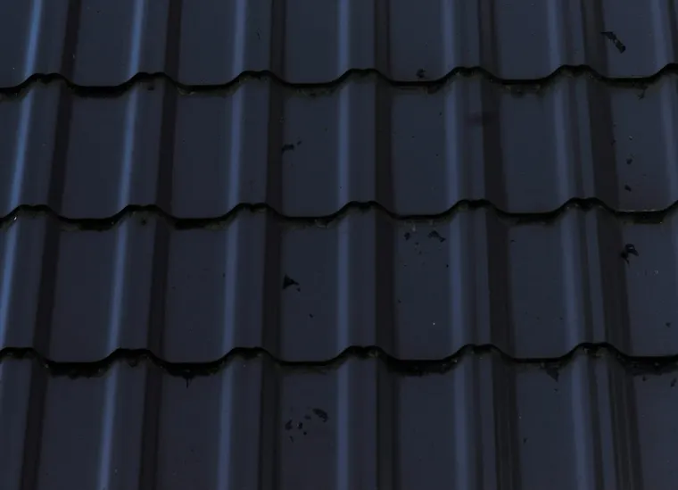 Custom Metal Roof Designs: Material Options, Weather Resistance, and Structural Compatibility