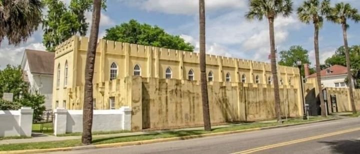 Book Launch: 100 Things to Do in the South Carolina Lowcountry Before You Die