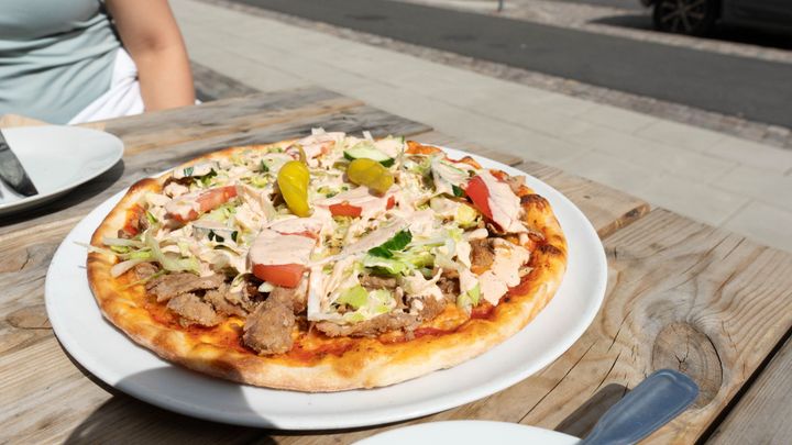 Pizzeria d'Avesta - 케밥 피자