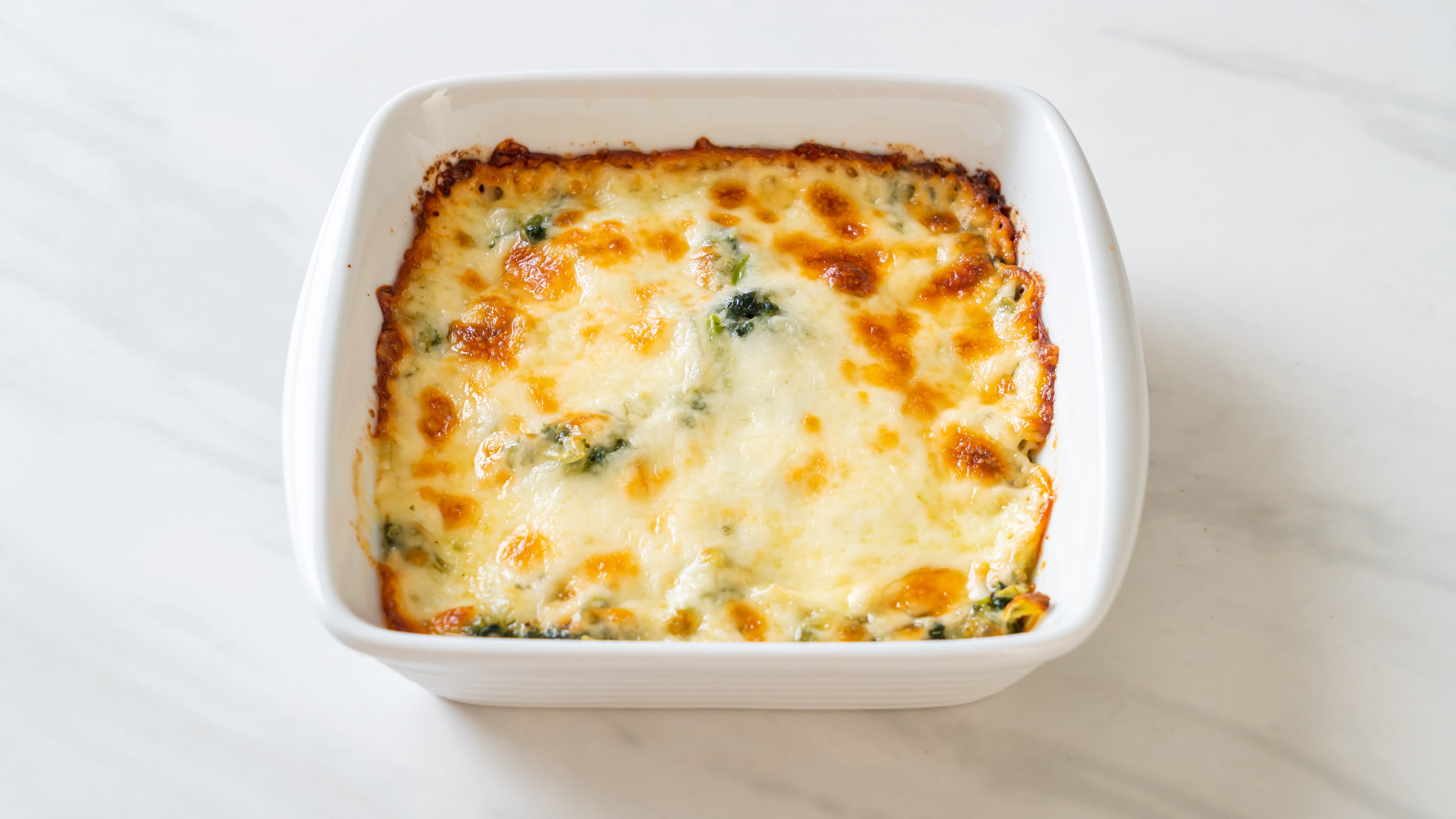 Baked Applebee's spinach artichoke dip
