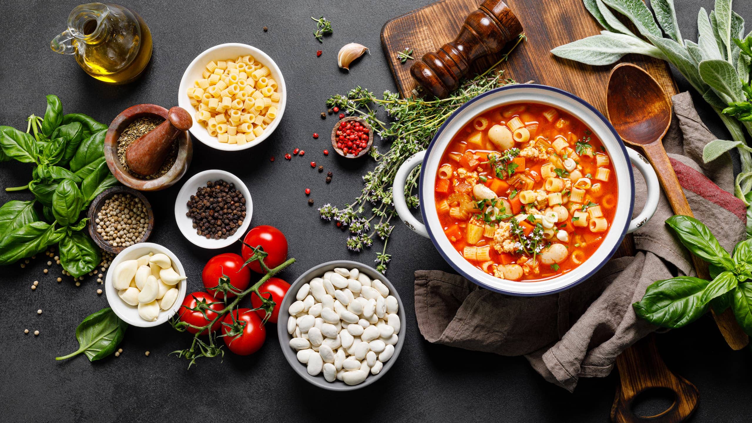 Barefoot Contessa’s pasta fagioli with garlic, tomatoes, and olive oil