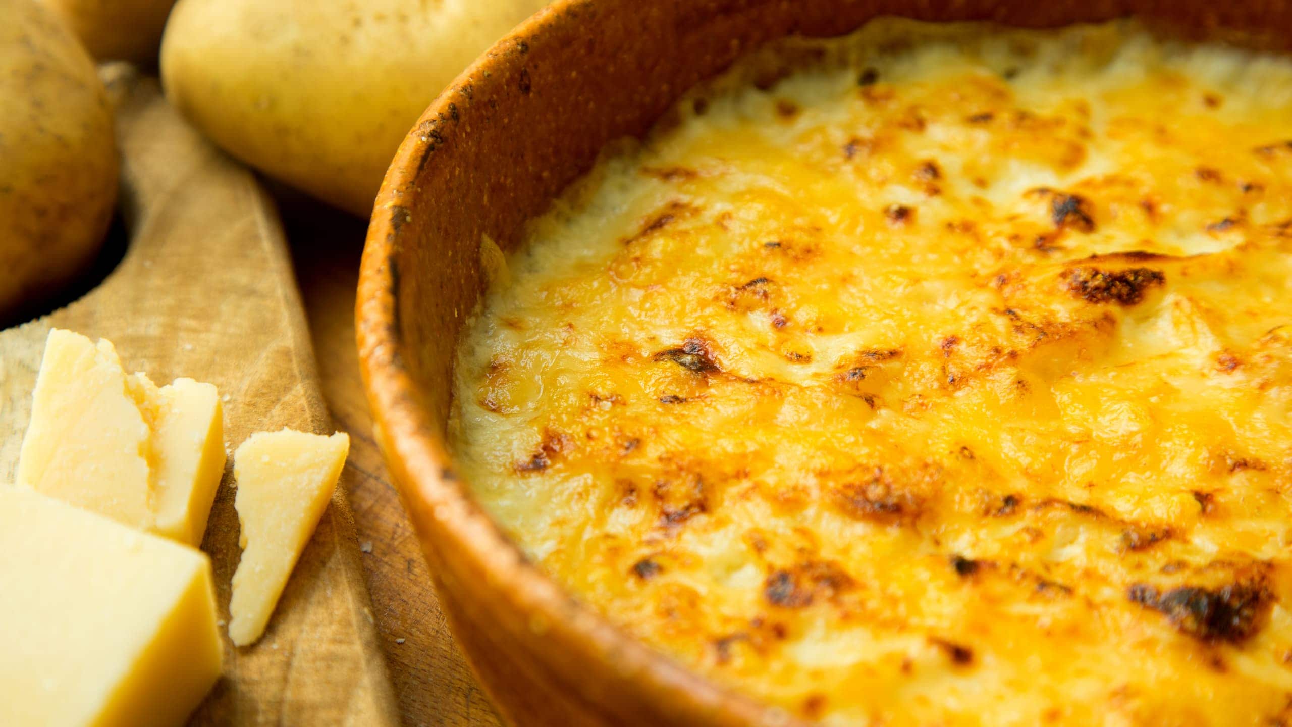 Cheddar cheese casserole