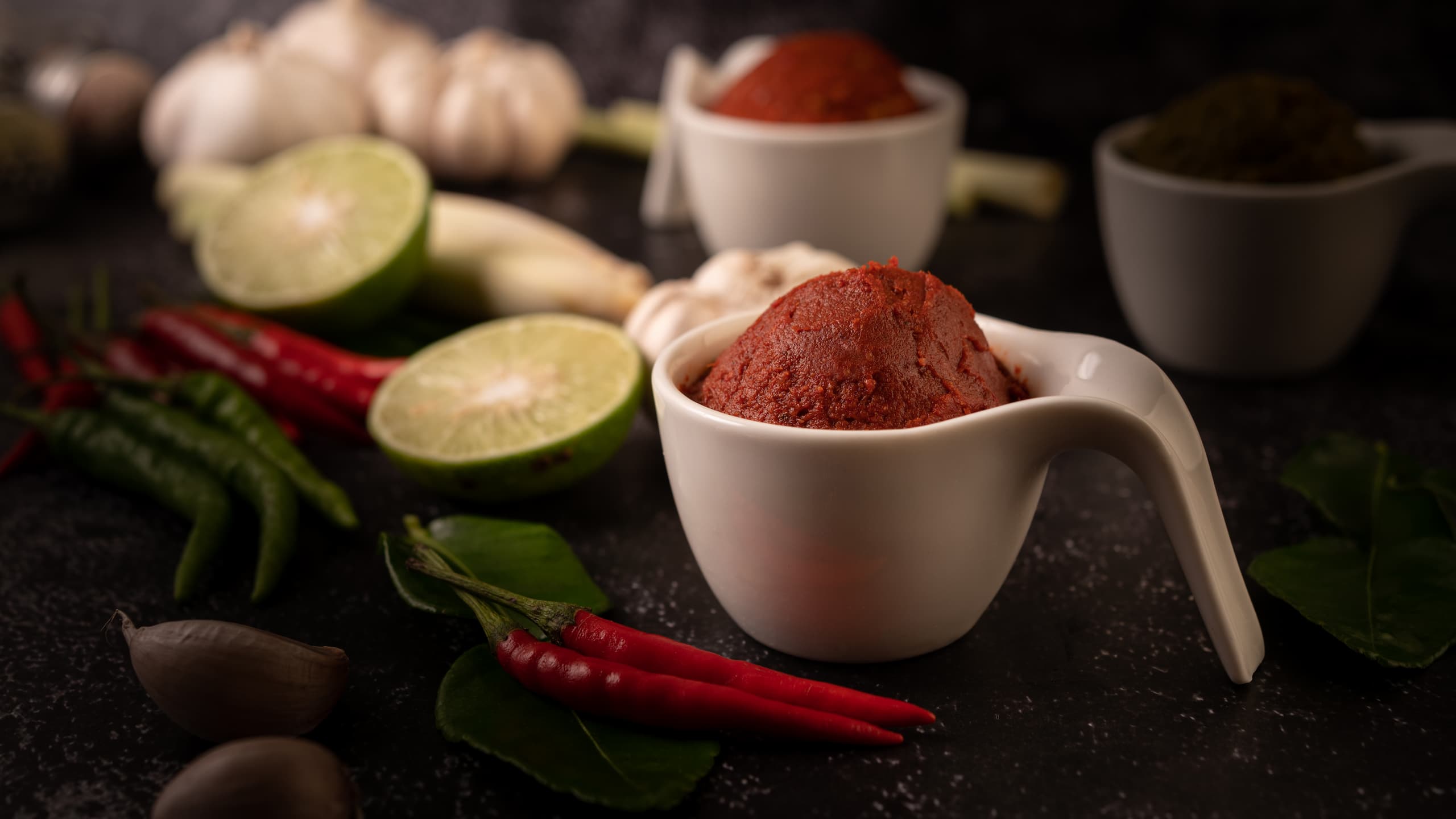 Hello Fresh Tex Mex paste with chili, garlic, and sliced lime