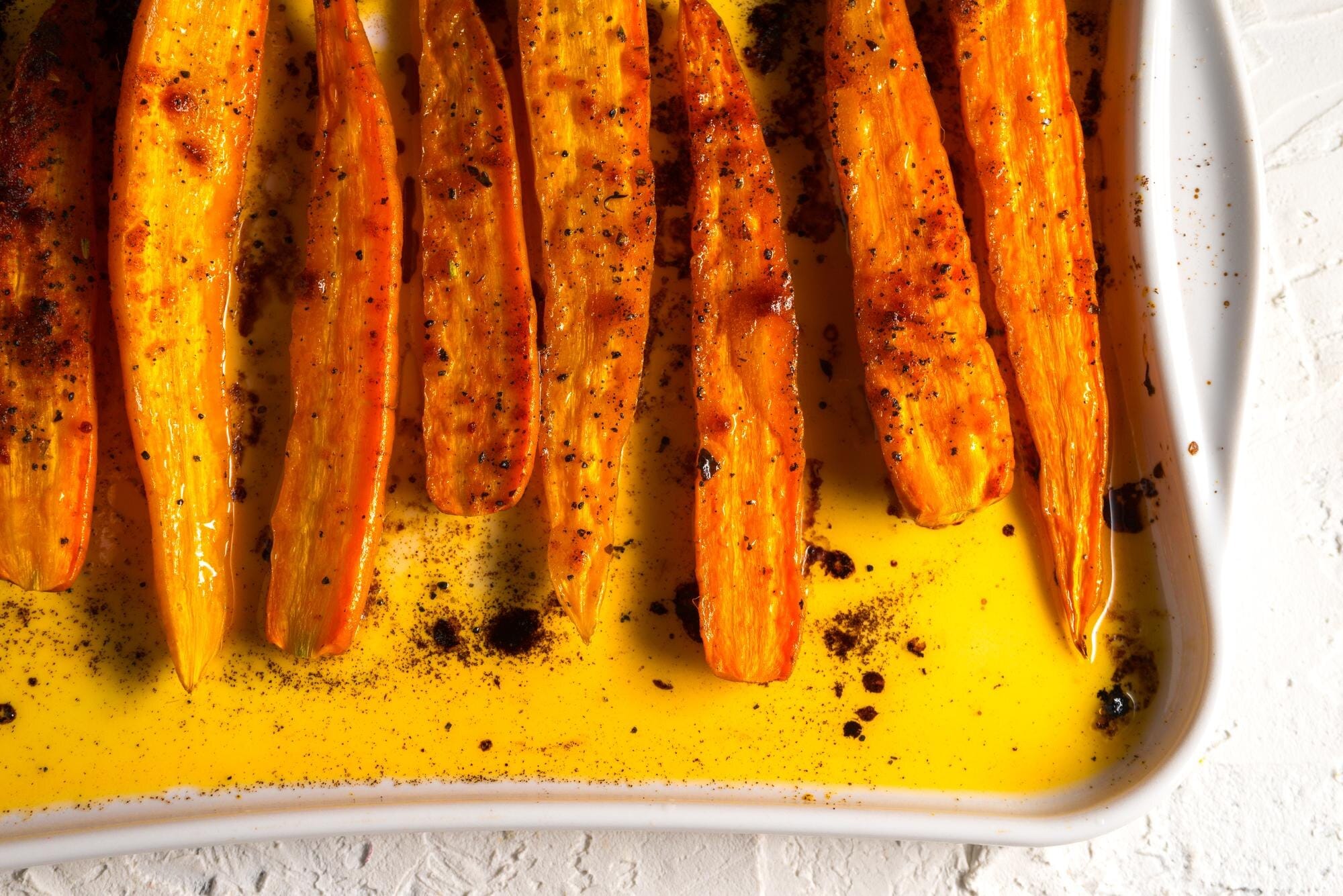 Honey maple roasted carrots