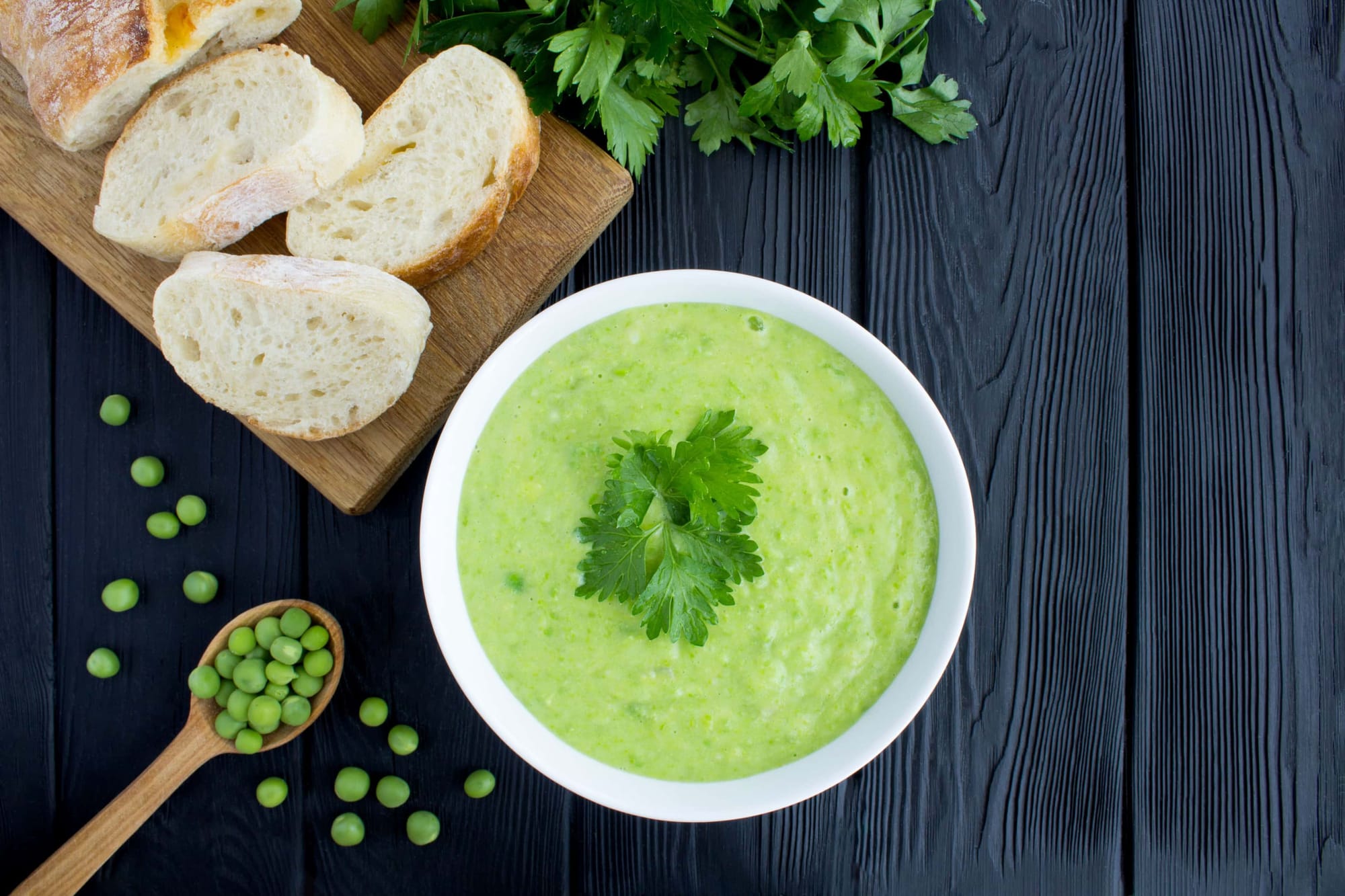 Mashed peas in a bowl