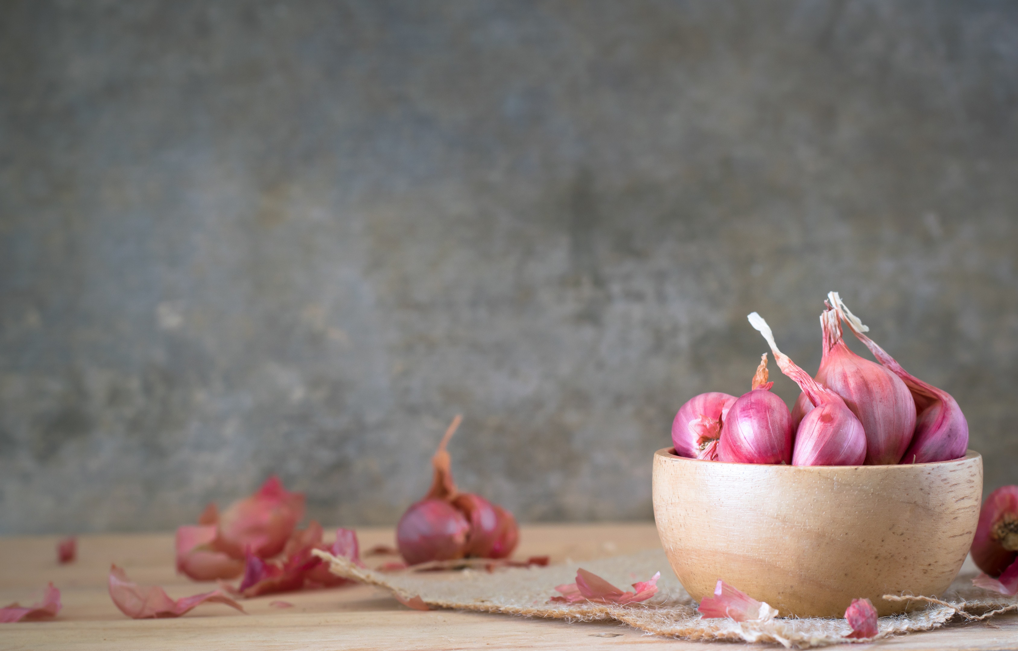 Shallots in a bowl