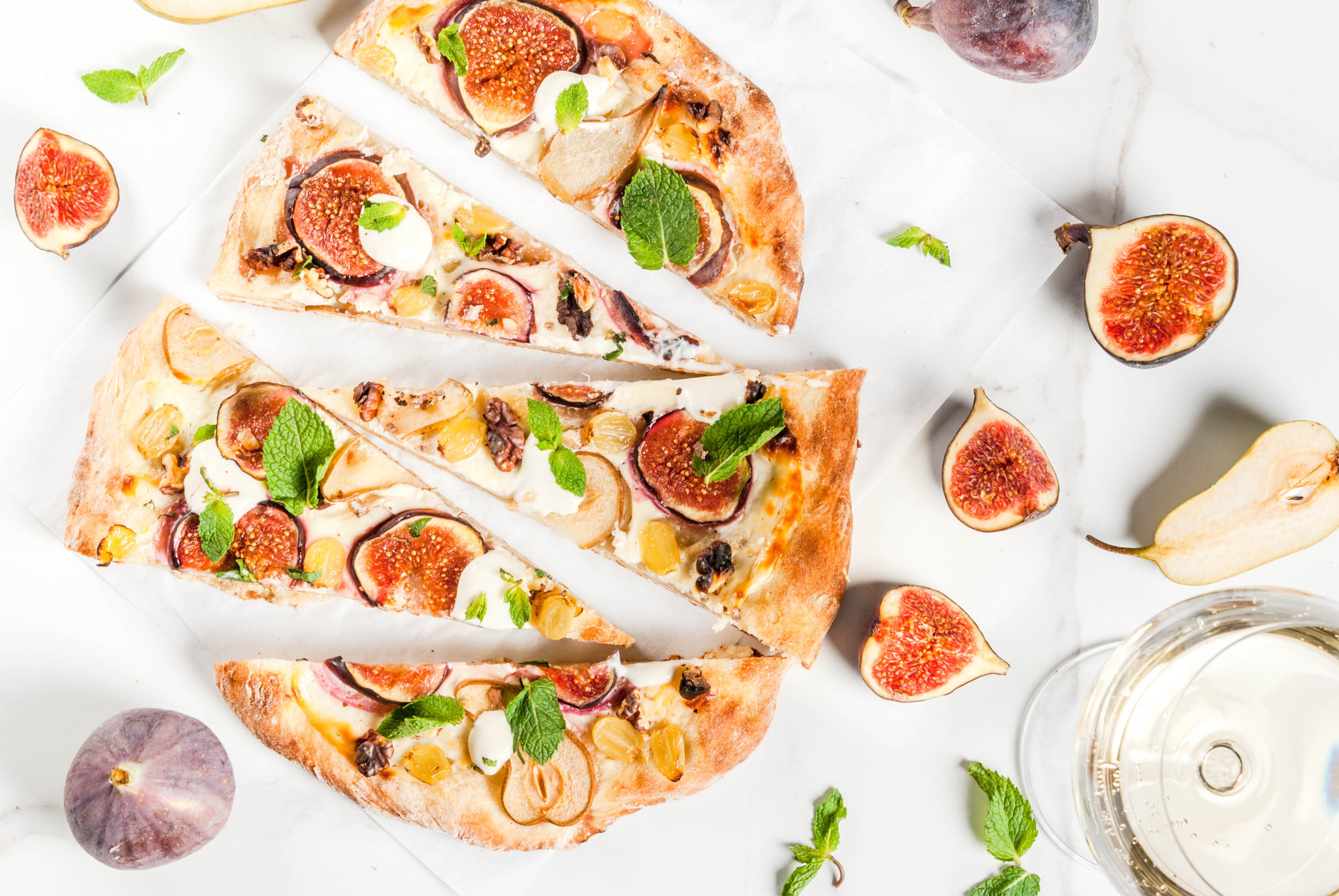 Sweet Fruit Pizza With Figs and Pears