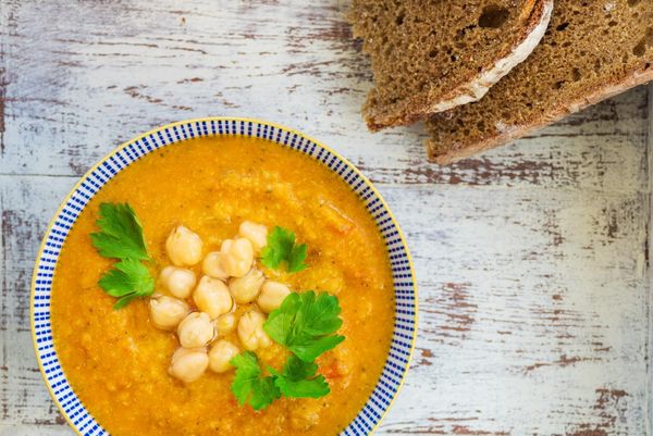 Butternut squash and chickpea soup ()