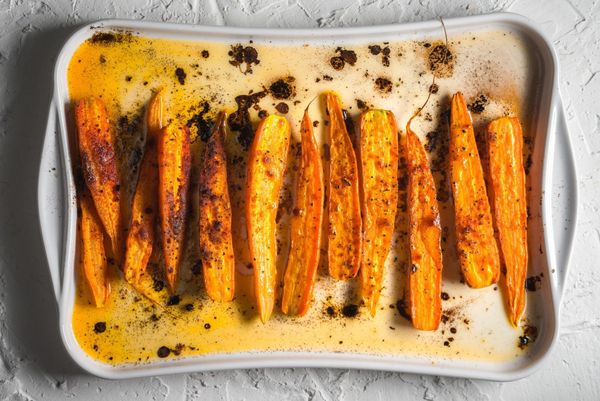 Honey maple roasted carrots