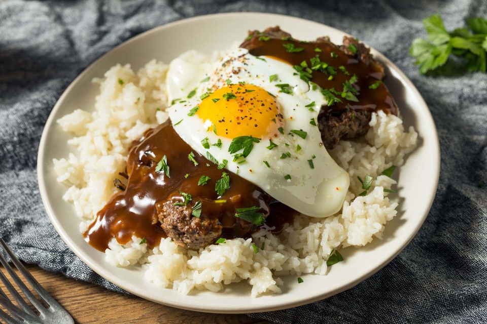 Homemade Hawaiian loco moco dish