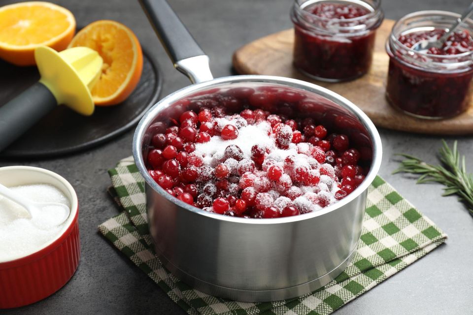 Slow cooker cranberry sauce