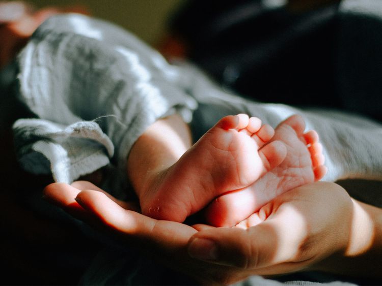 Първи етап на развитието - Доверие срещу Недоверие