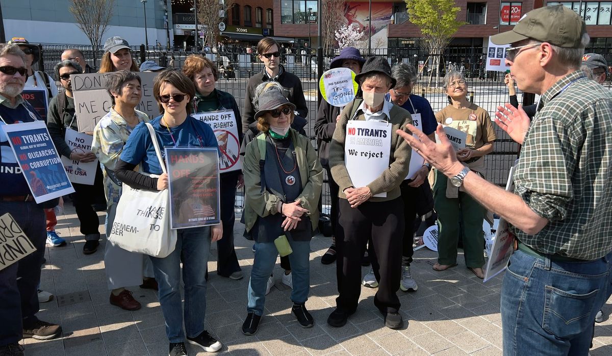 政治思想の違いを乗り越え草の根でつながる