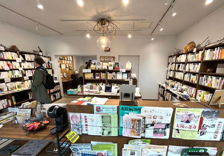 「バラ」の対価 —独立書店の苦悩と出版業界の構造的課題